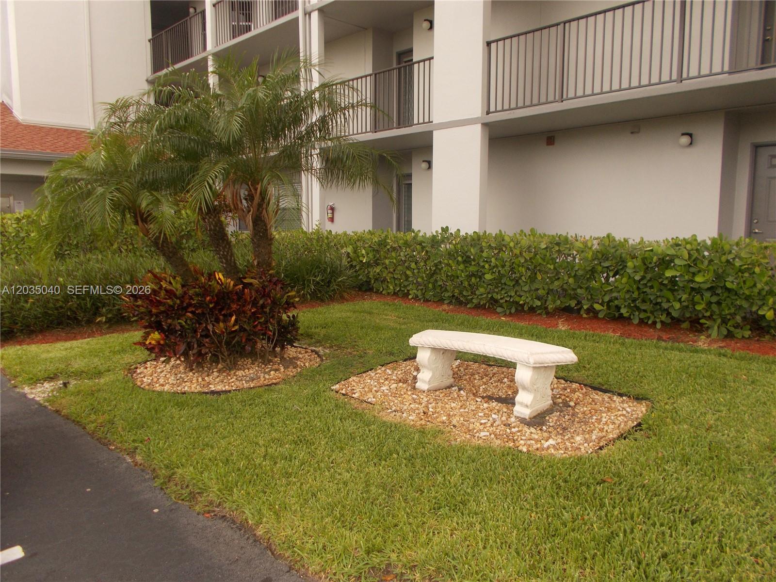 1400 SW 124th Ter # 106Q, Pembroke Pines FL 33027 photo 5