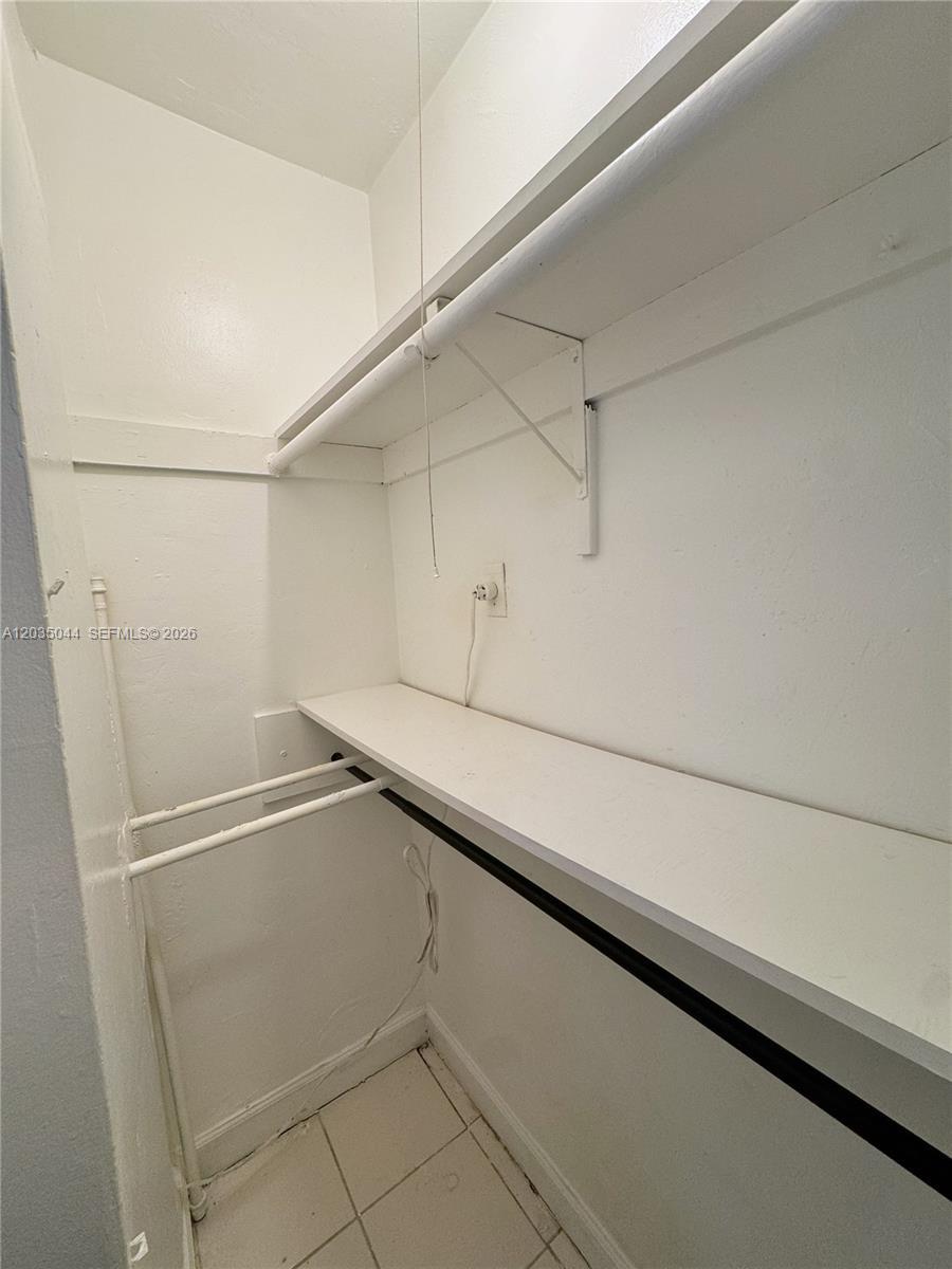 124 SE 4th St # 2, Hallandale Beach FL 33009 photo 4