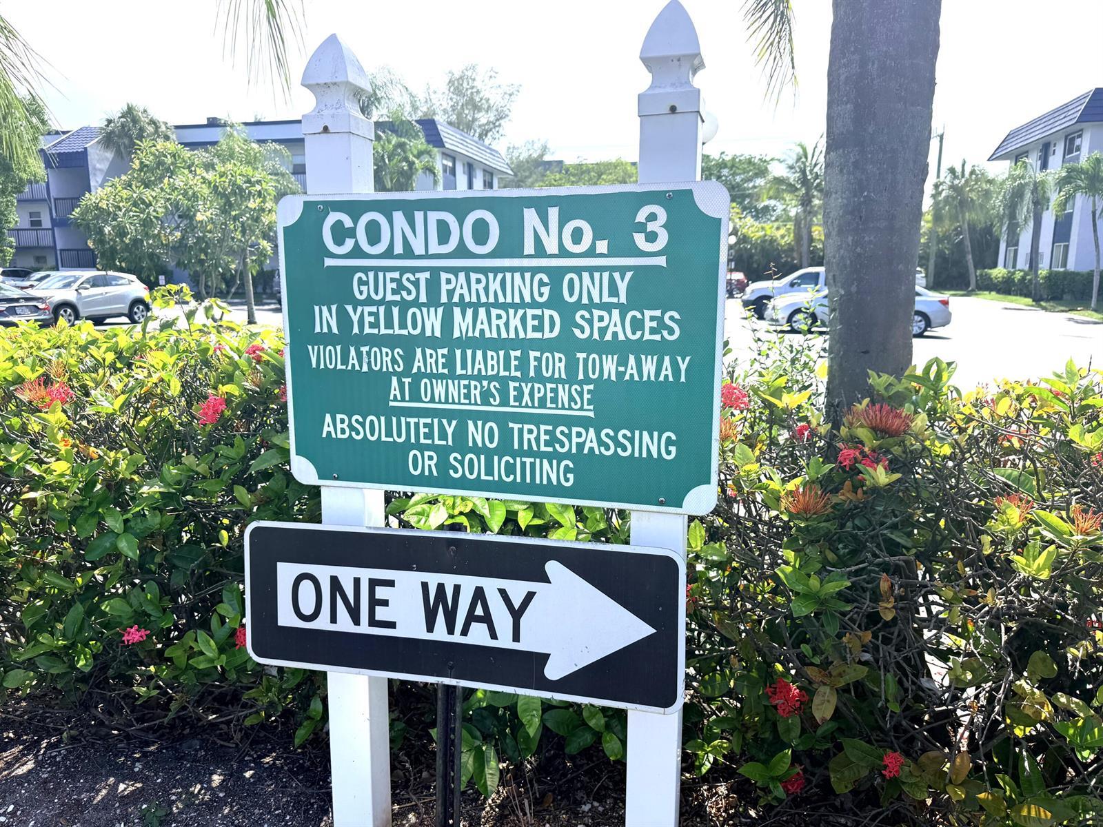 3050 Holiday Springs Boulevard # 111, Margate FL 33063 photo 2