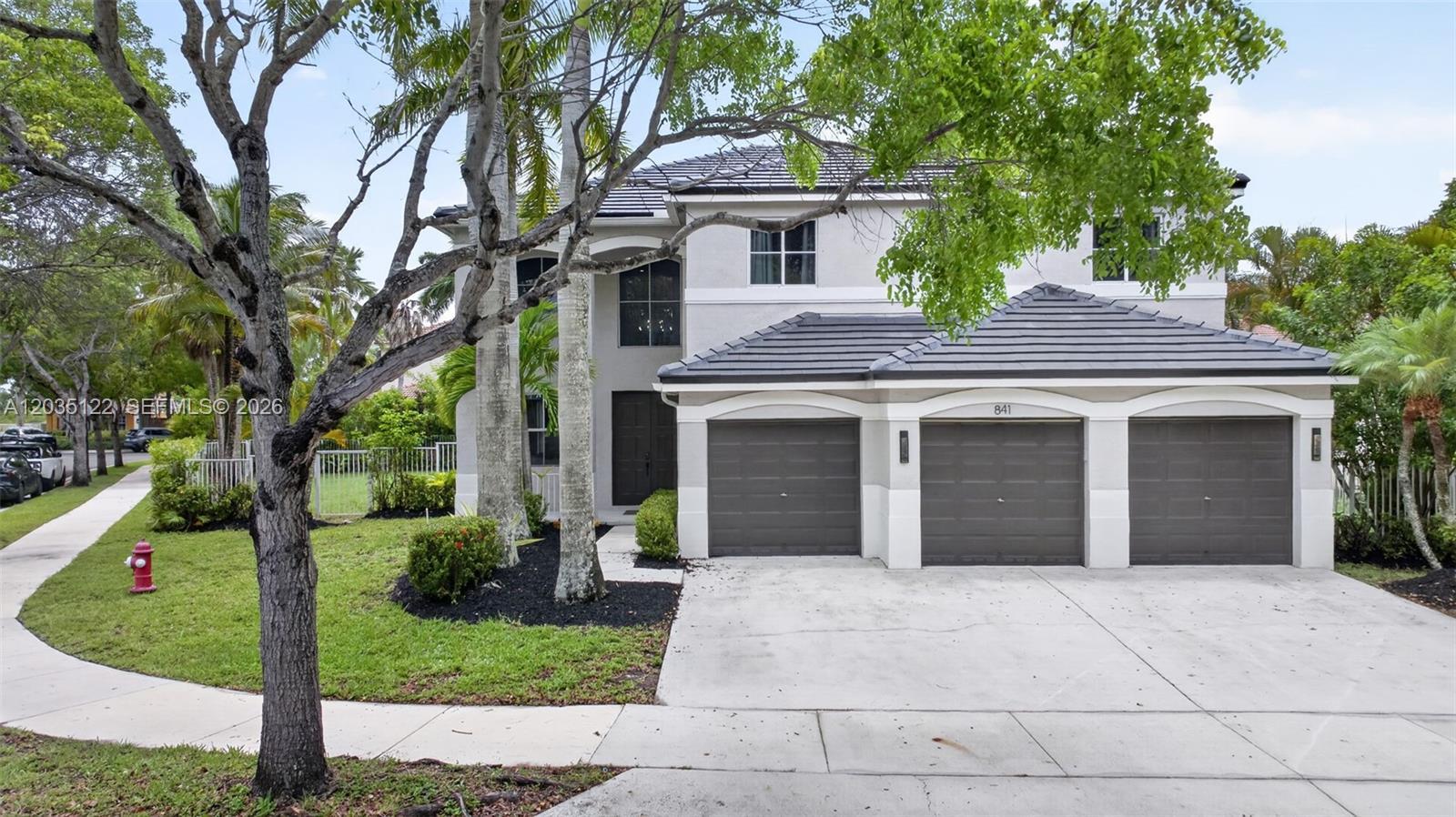 841 Lavender Cir, Weston FL 33327 photo 3
