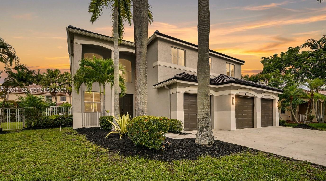841 Lavender Cir, Weston FL 33327