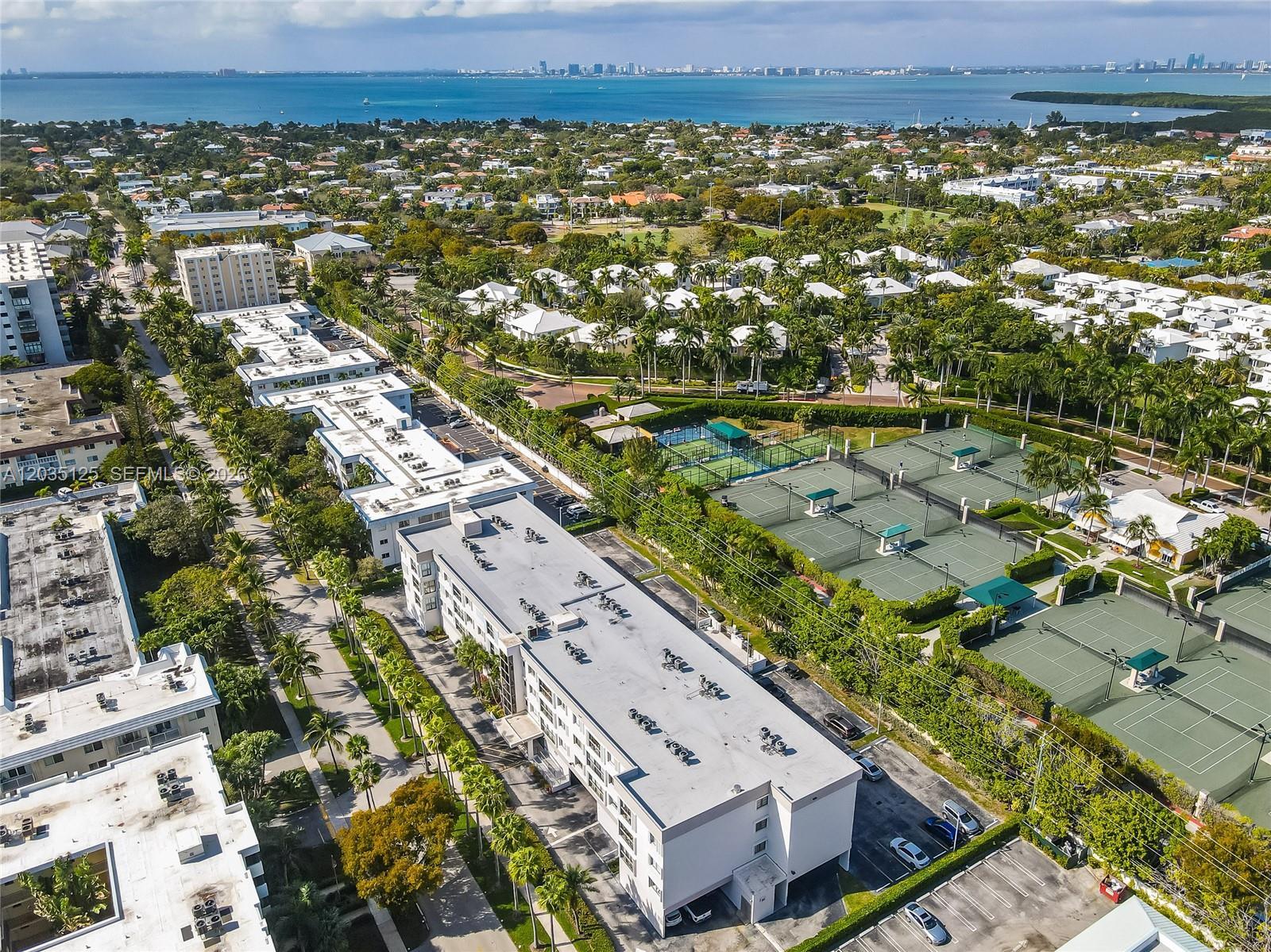 Key Biscayne, FL 33149 photo 3