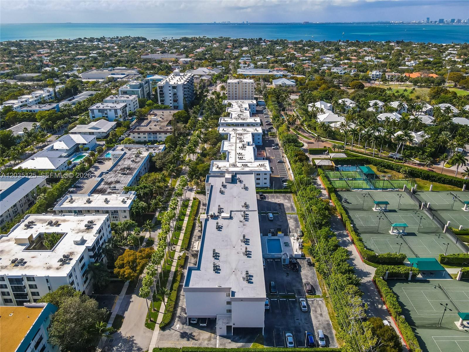 Key Biscayne, FL 33149 photo 4