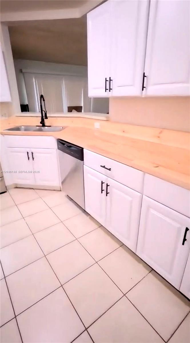3465 NW 44th St # 103, Oakland Park FL 33309 photo 4