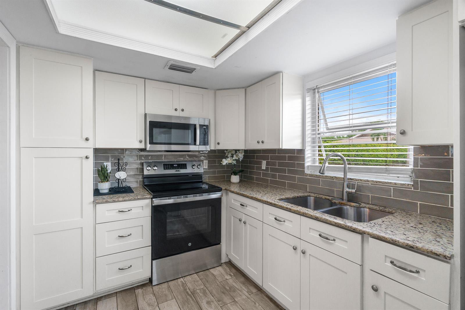 410 NE 17th Avenue # 101, Boynton Beach FL 33435 photo 3