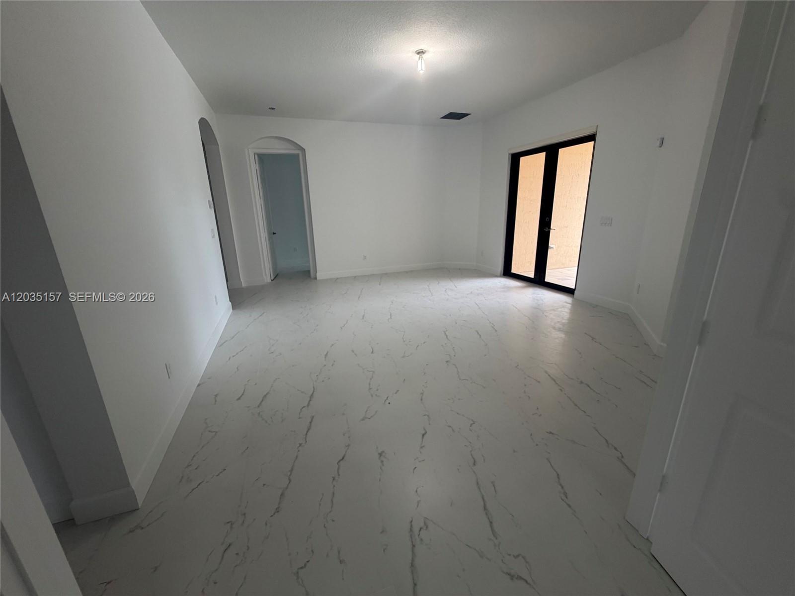 8711 NW 41st St, Cooper City FL 33024 photo 5