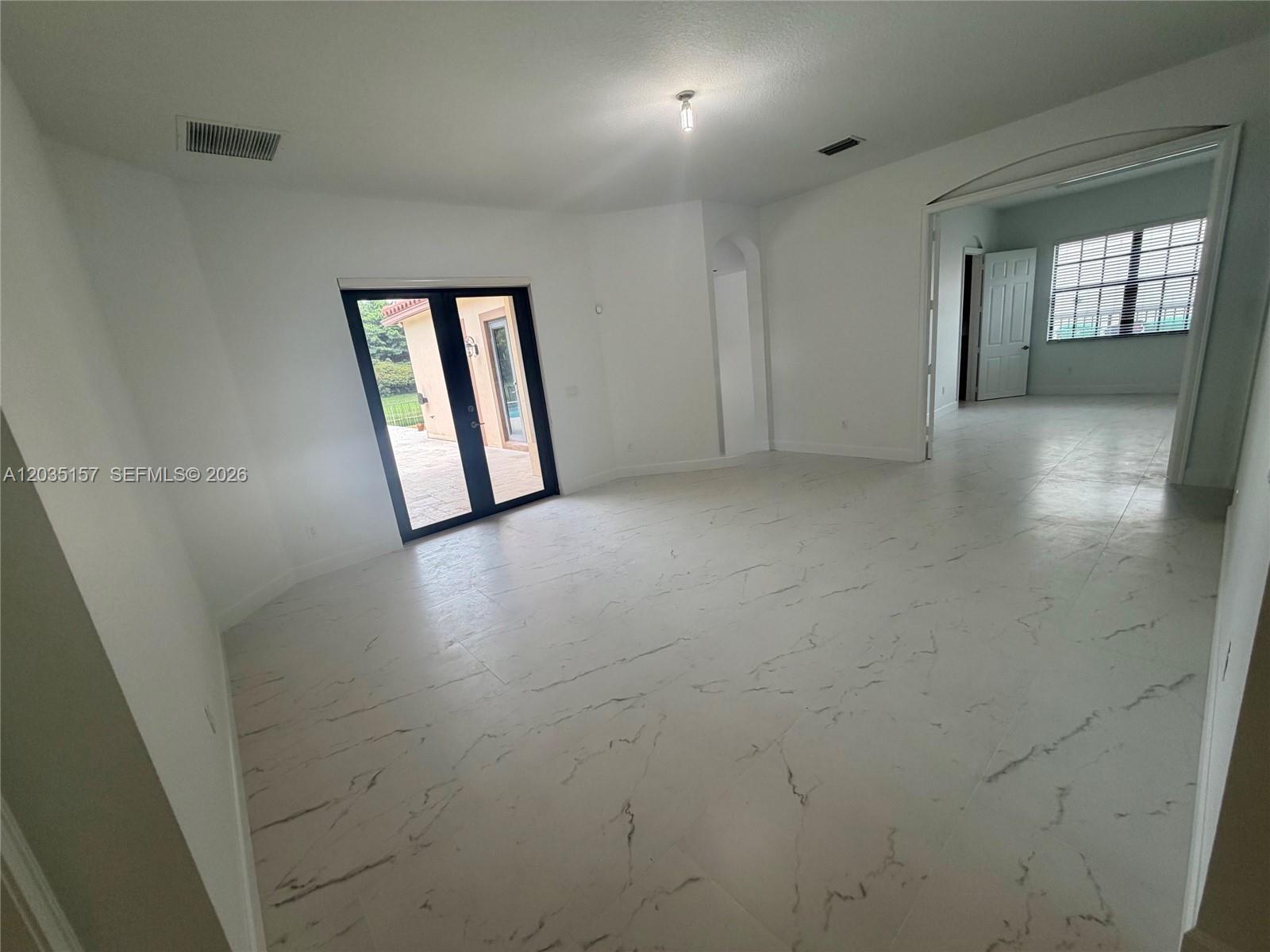 8711 NW 41st St, Cooper City FL 33024 photo 4