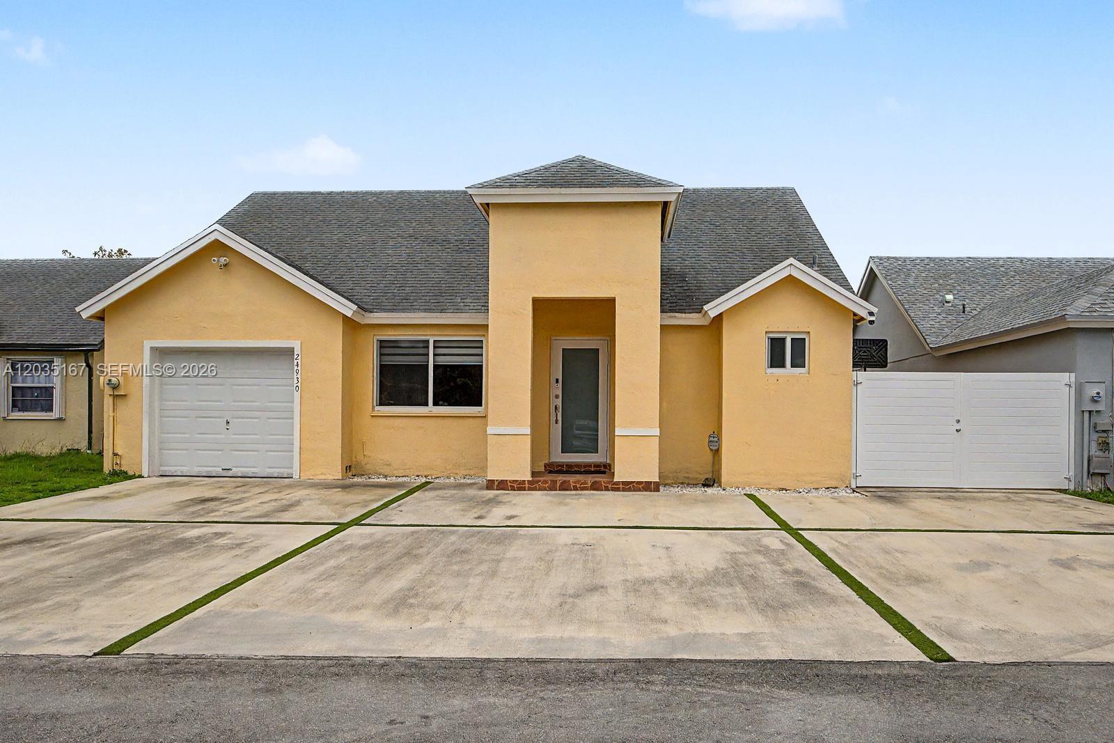 24930 SW 129th Ct, Homestead FL 33032 photo 2