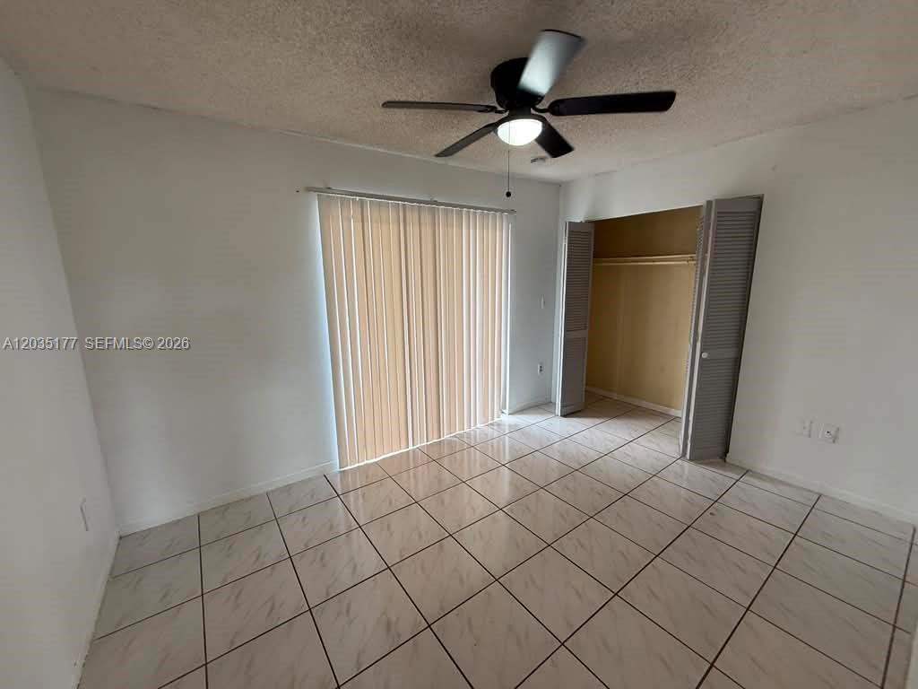 5 Olive Dr # 12, Hialeah FL 33010 photo 3