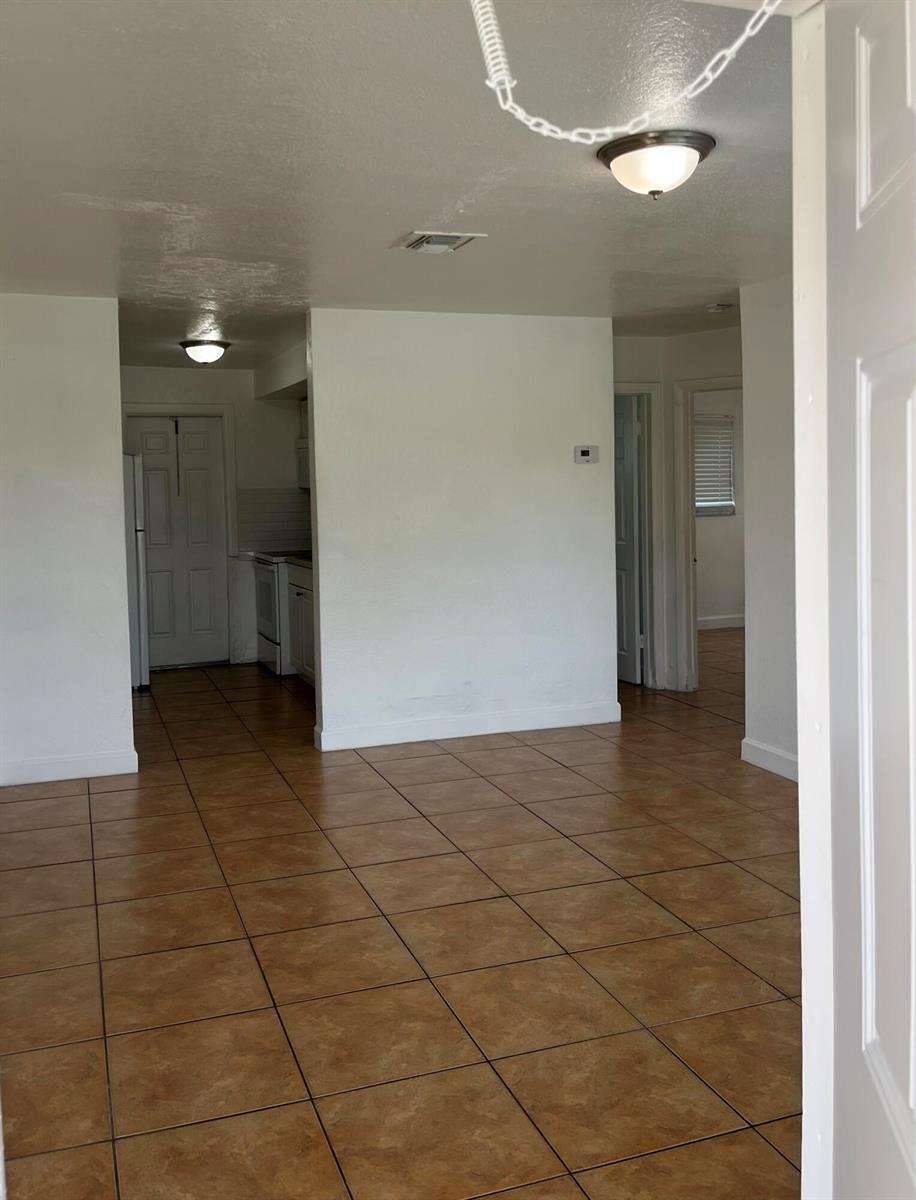 610 NW 7th Avenue, Pompano Beach FL 33060 photo 4