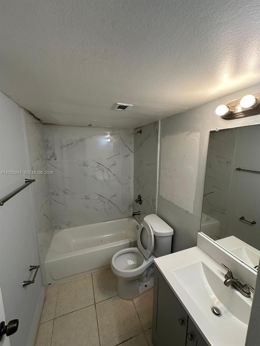484 NW 165th St Rd # 109, Miami FL 33169 photo 3