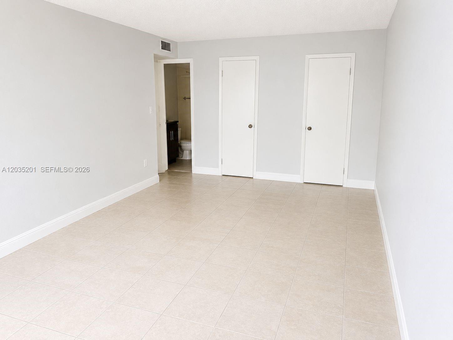 484 NW 165th St Rd # 109, Miami FL 33169 photo 4