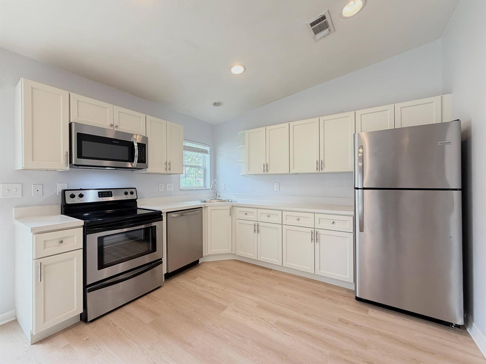 5289 Stacy Street Unit 5, West Palm Beach FL 33417