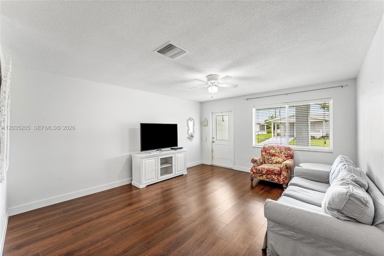 4705 NW 43rd Ave, Tamarac FL 33319 photo 5