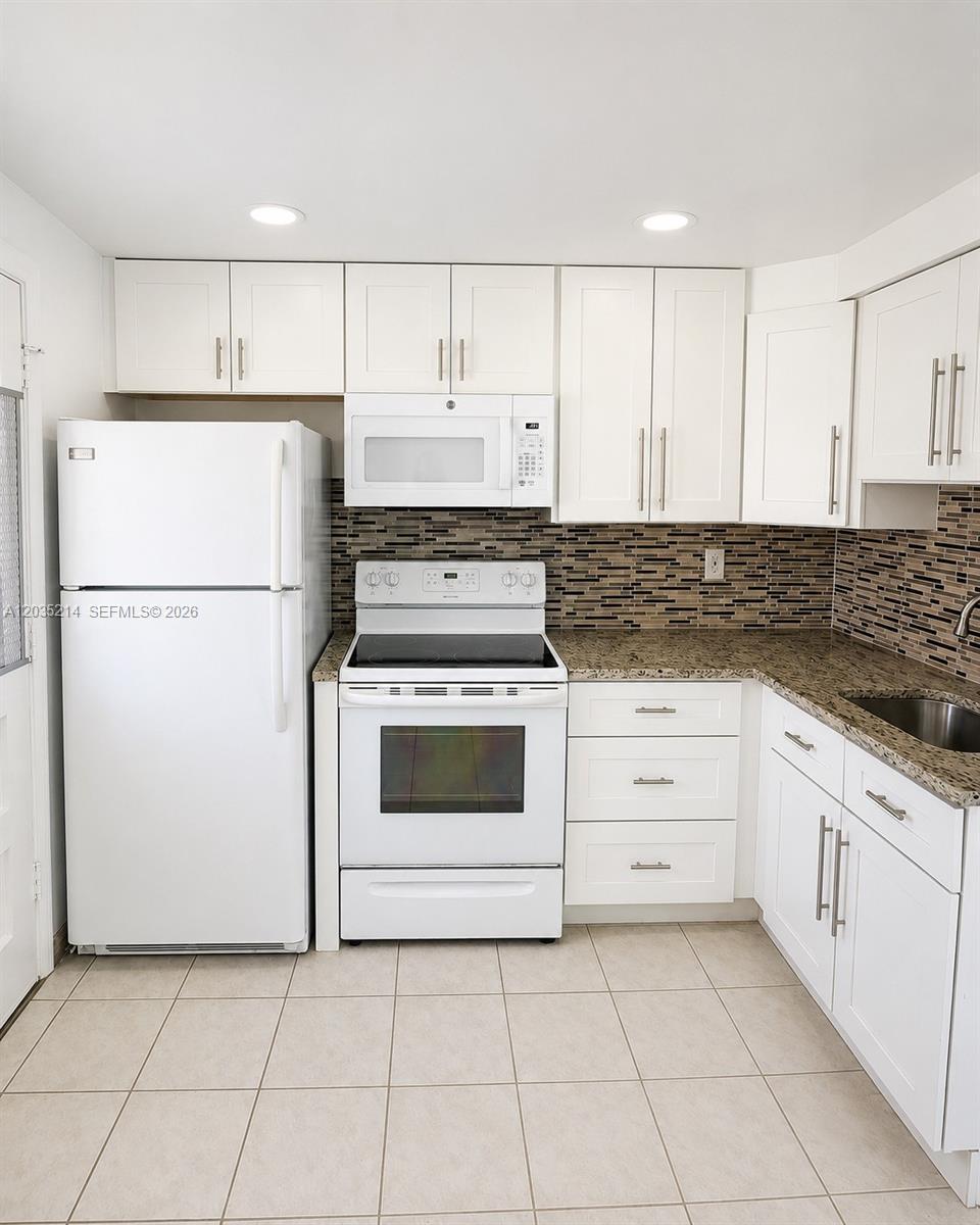 2999 Point East Dr # C301, Aventura FL 33160 photo 4