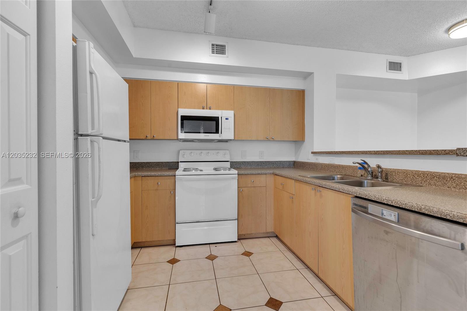 8000 N Nob Hill Rd # 106, Tamarac FL 33321 photo 5