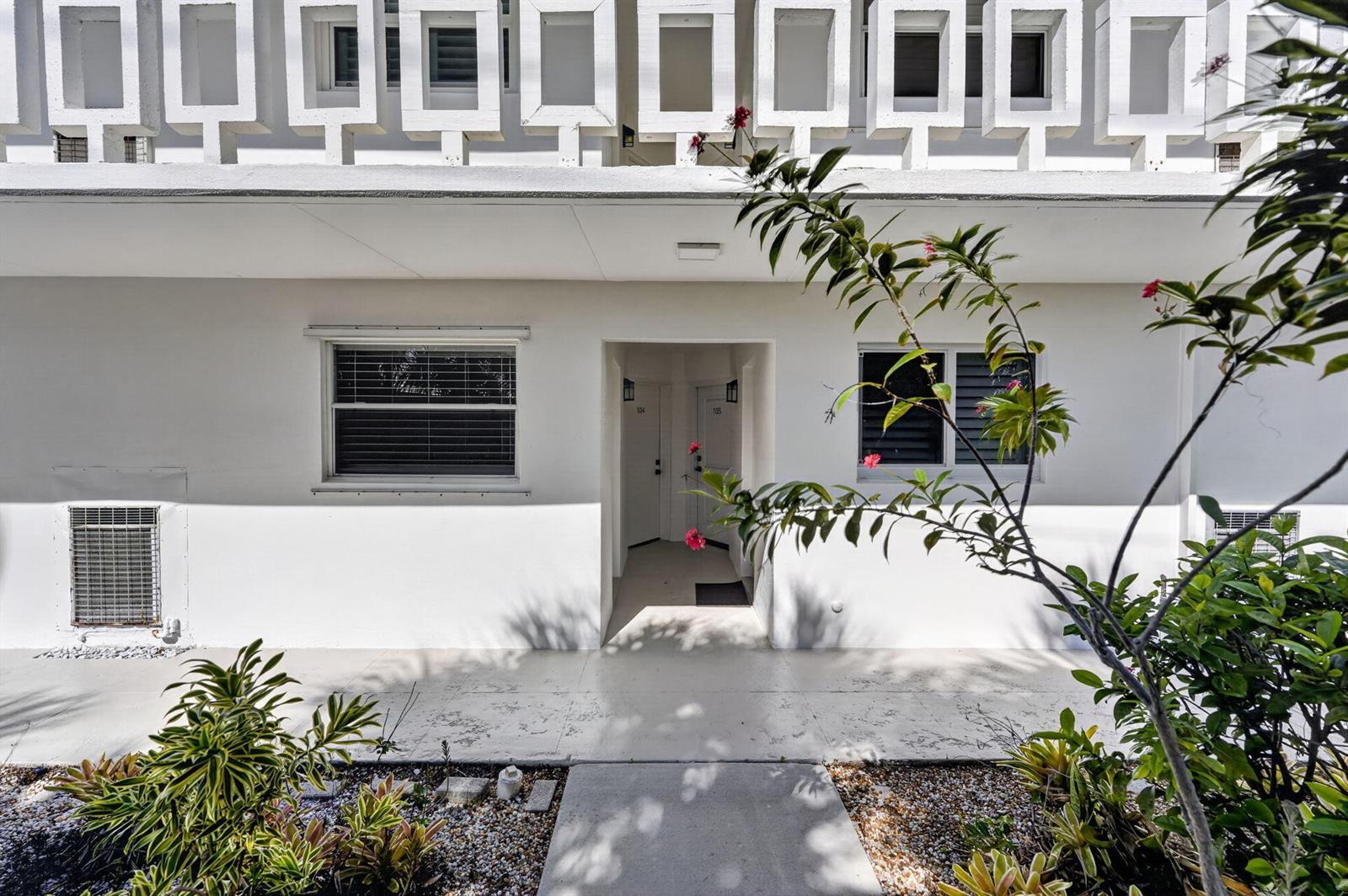 91 Willow Road # 104, Tequesta FL 33469 photo 2