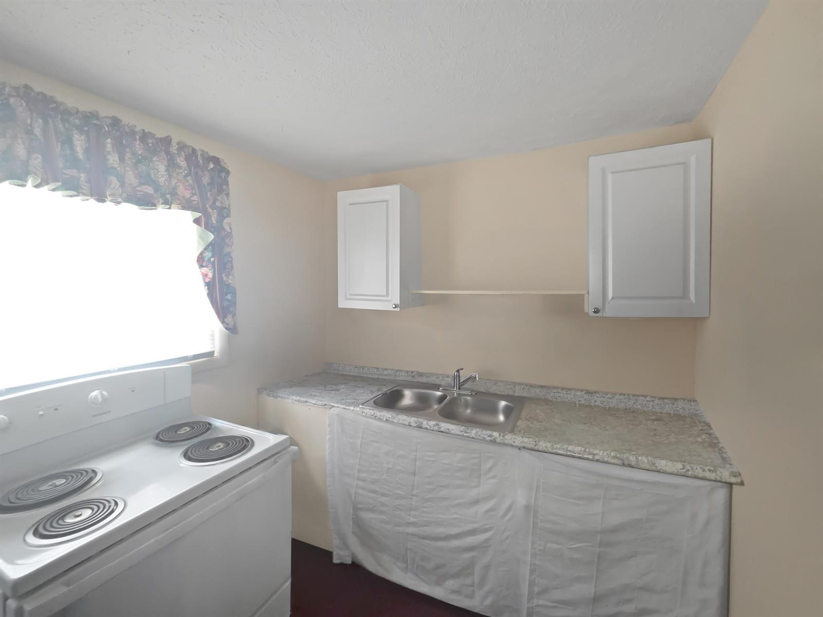 914 N 13th N Street, Fort Pierce FL 34950 photo 3