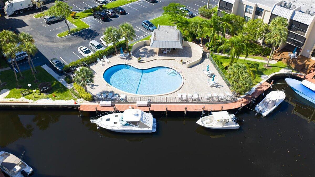 16 Royal Palm Way # 205, Boca Raton FL 33432 photo 4