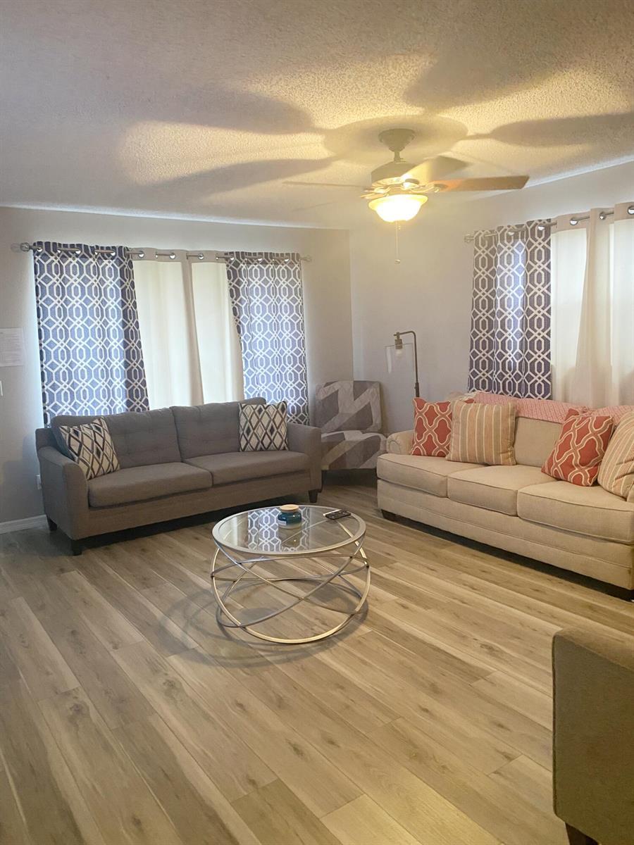9225 101st Avenue, Vero Beach FL 32967