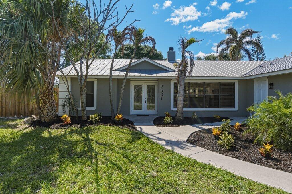 2501 SE Marius Street, FL 34952 photo 2