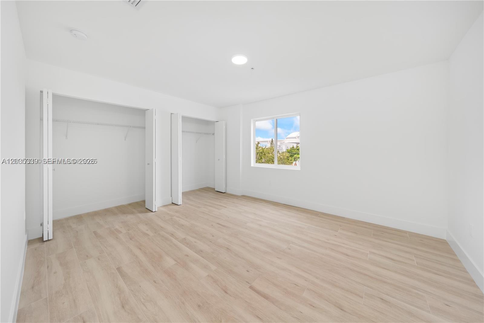 32 NW 14th Ave # 4, Miami FL 33125 photo 3