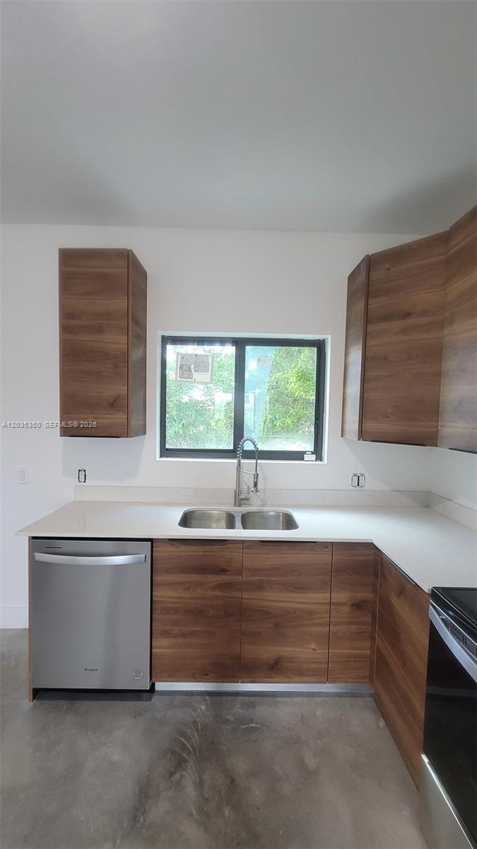 2146 NW 69th Ter # B, Miami FL 33147 photo 3