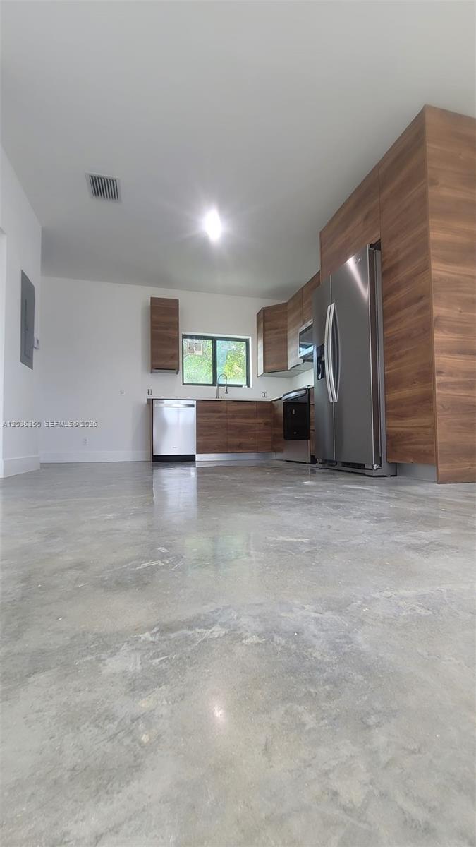 2146 NW 69th Ter # B, Miami FL 33147 photo 4