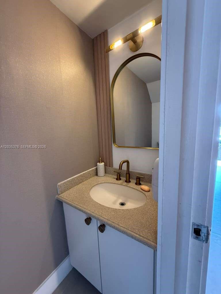 431 NW 82nd Ave # 913, Miami FL 33126 photo 5