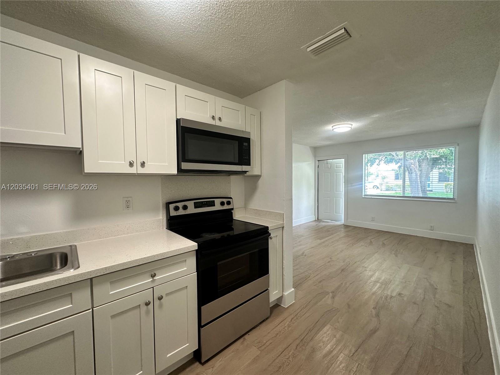 5911 NE 18th Ave # 4, Fort Lauderdale FL 33334 photo 2