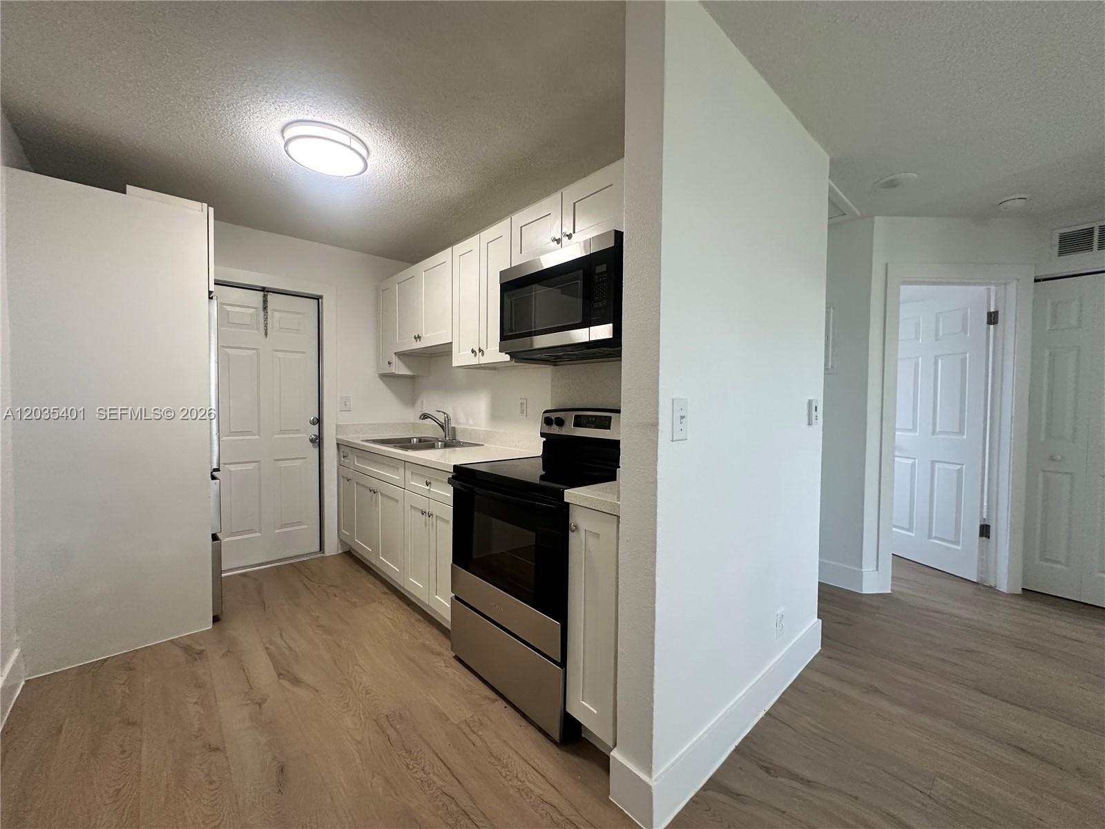 5911 NE 18th Ave # 4, Fort Lauderdale FL 33334 photo 5