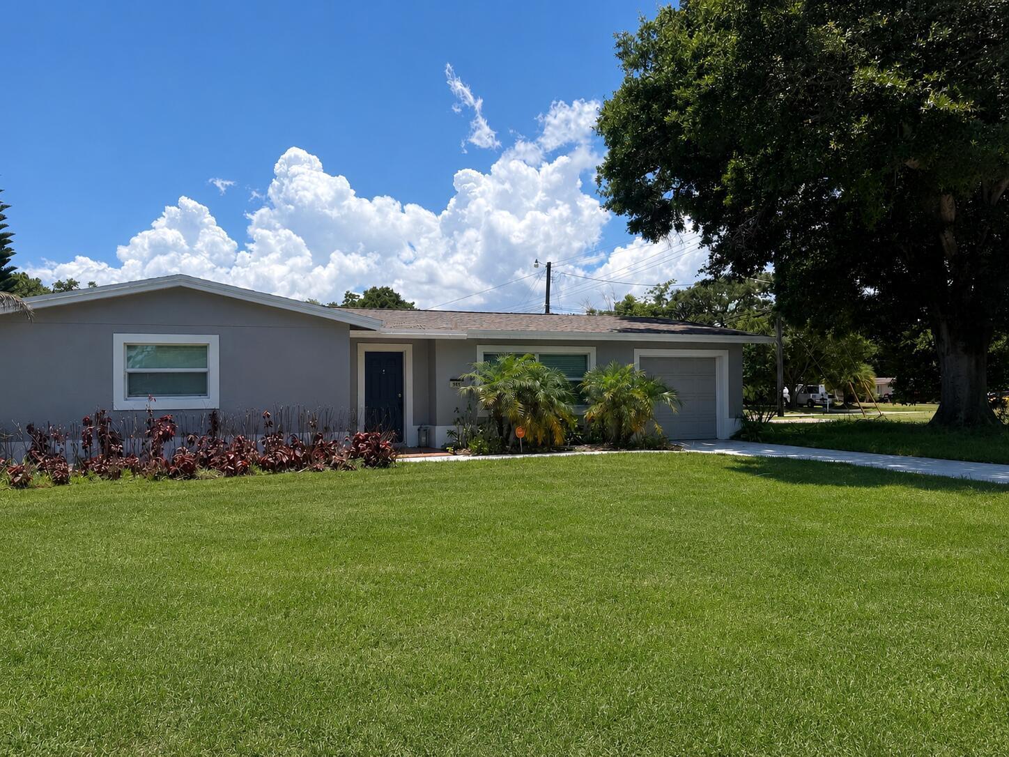 907 Antigua Avenue, Fort Pierce FL 34982