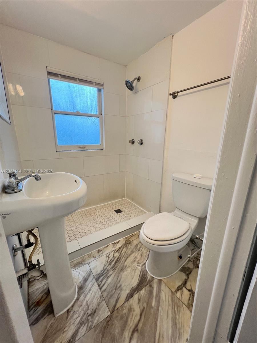 1754 NW 45th St # 1754, Miami FL 33142 photo 5