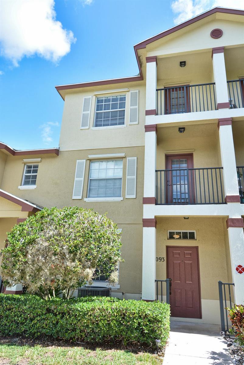 2093 SE Fern Park Drive, Port St. Lucie FL 34952 photo 2