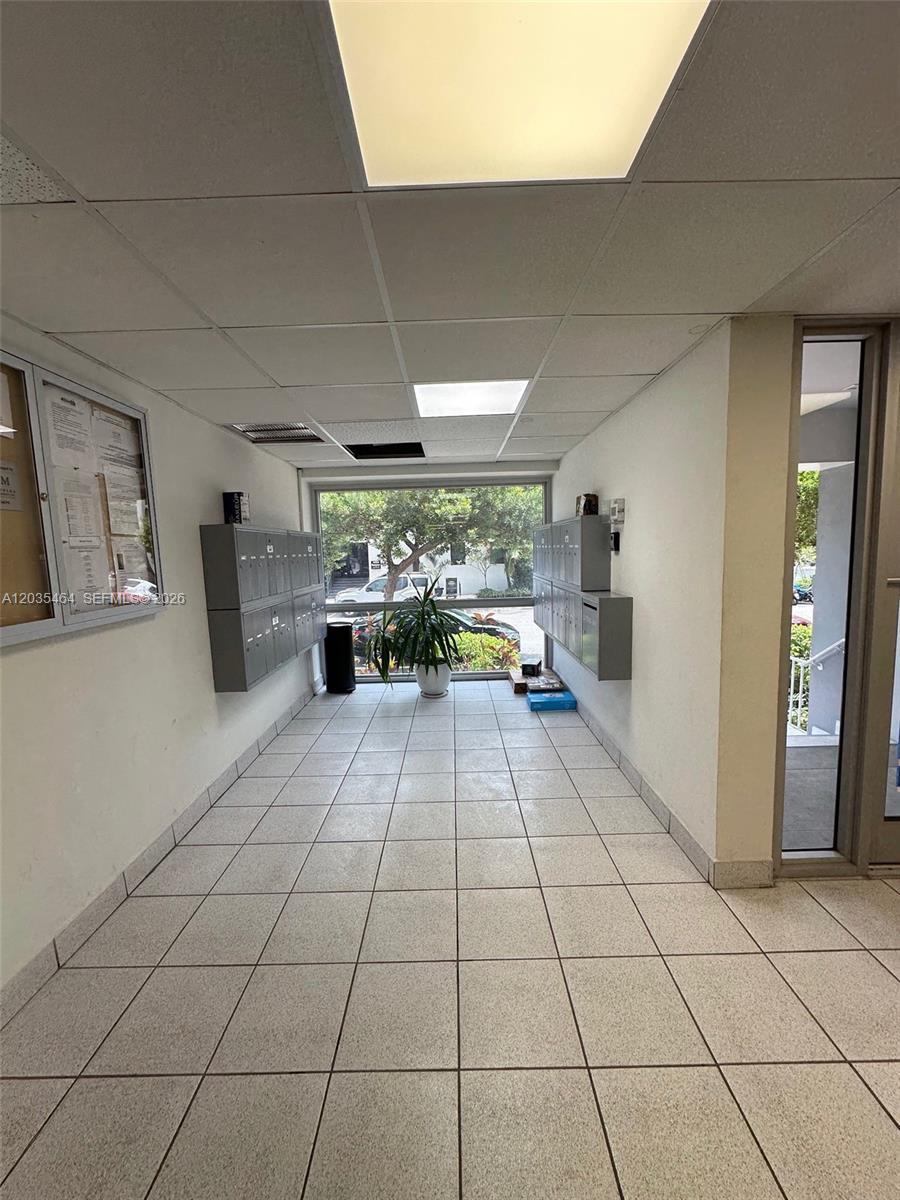 245 18th St # 401, Miami Beach FL 33139 photo 3