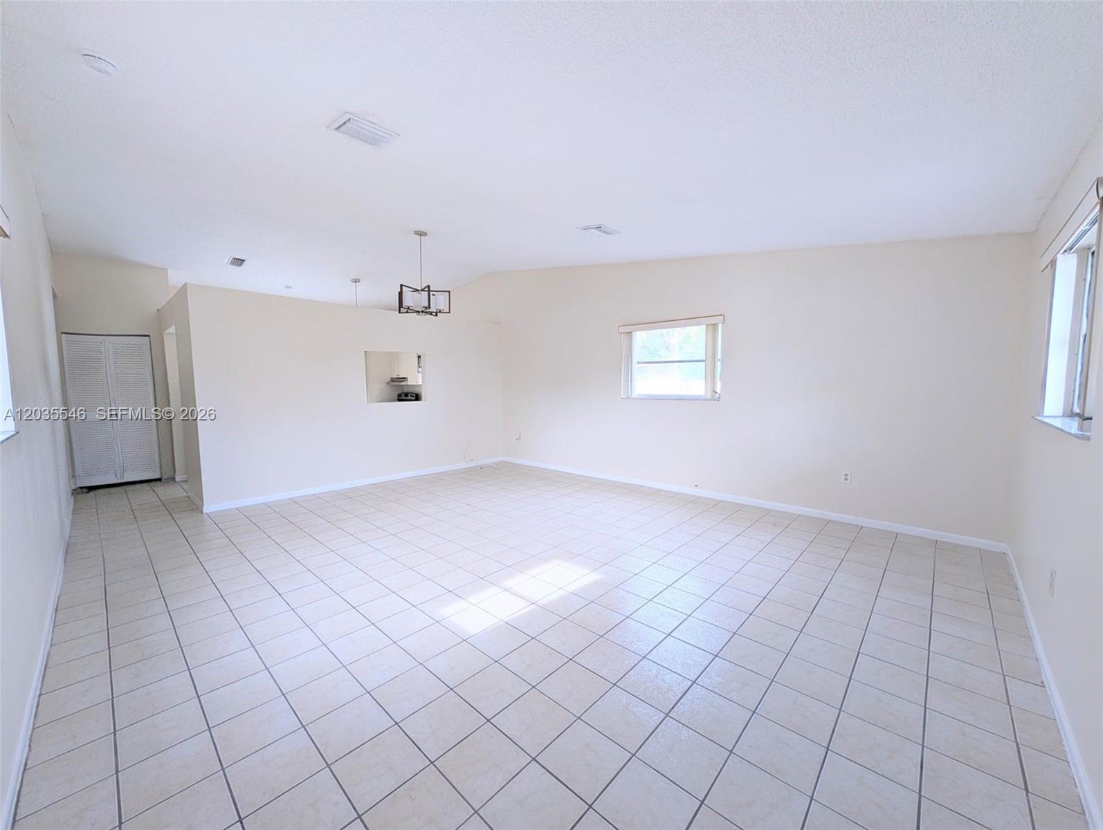15945 SW 304th St, Homestead FL 33033 photo 2