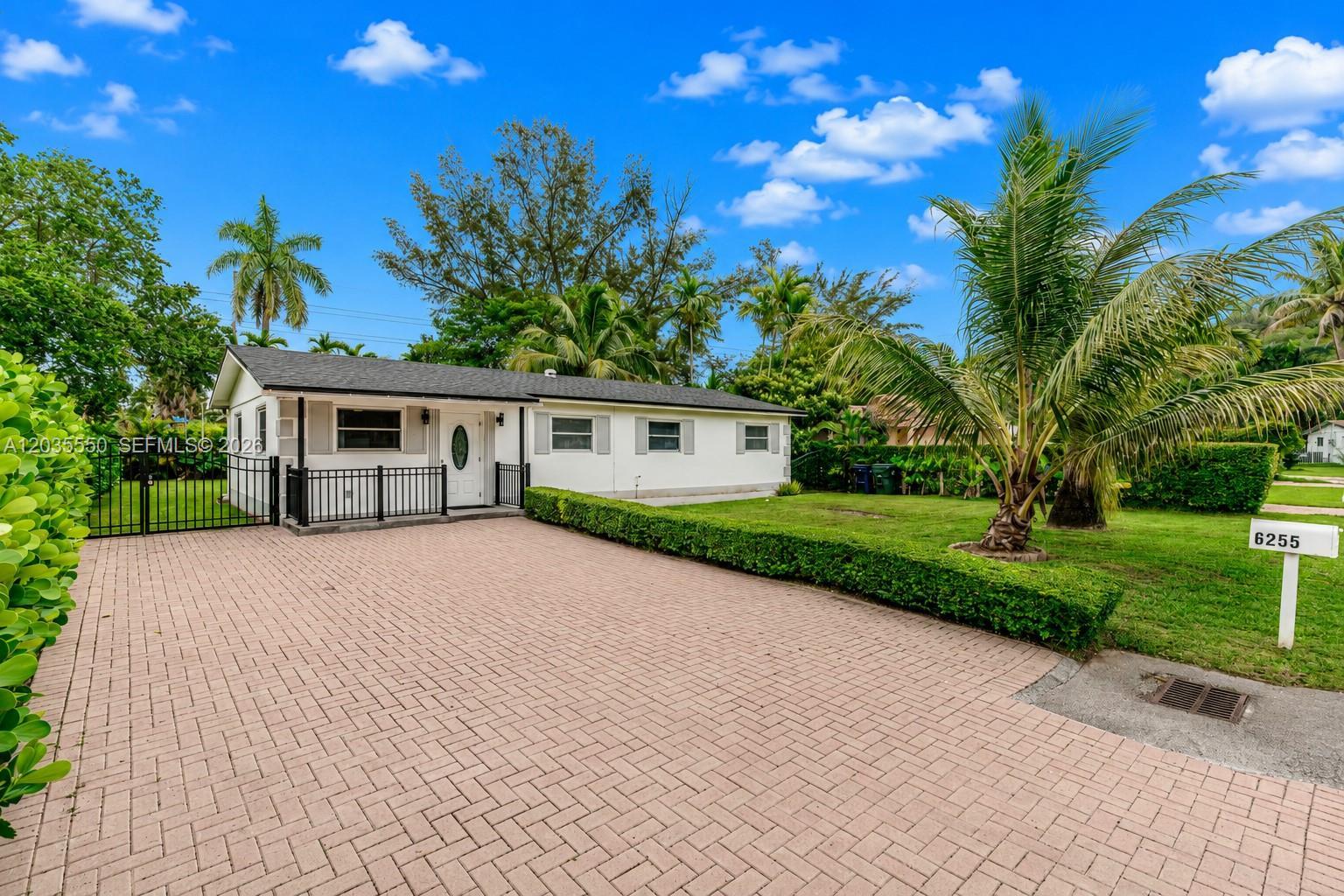 6255 SW 62nd Ct, South Miami FL 33143