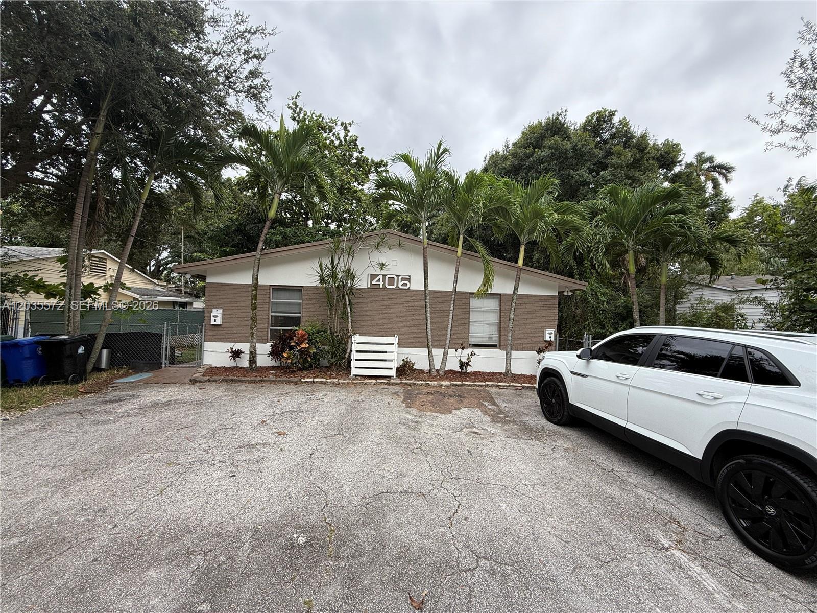 1406 SW 1st # A, Fort Lauderdale FL 33312