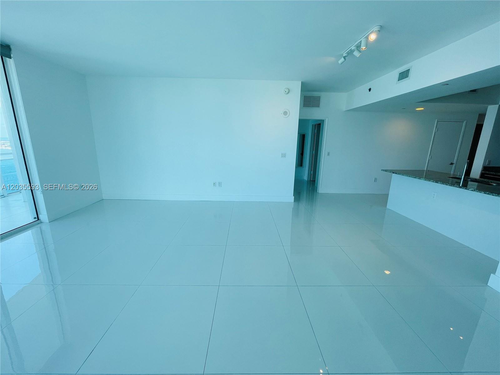 950 Brickell Bay Dr # 3210, Miami FL 33131 photo 5