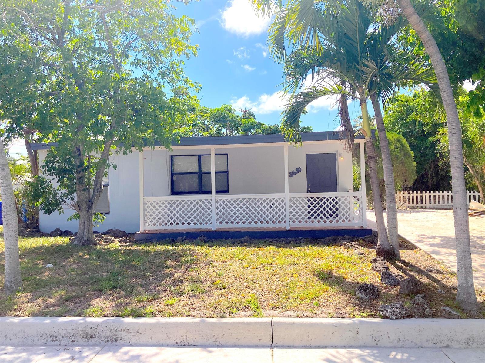3630 SW 46th Avenue, West Park FL 33023