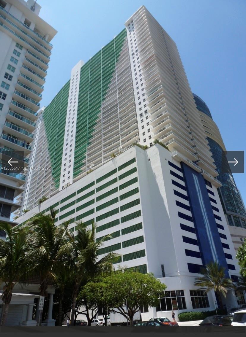 1200 Brickell Bay Dr # 3318, Miami FL 33131 photo 4