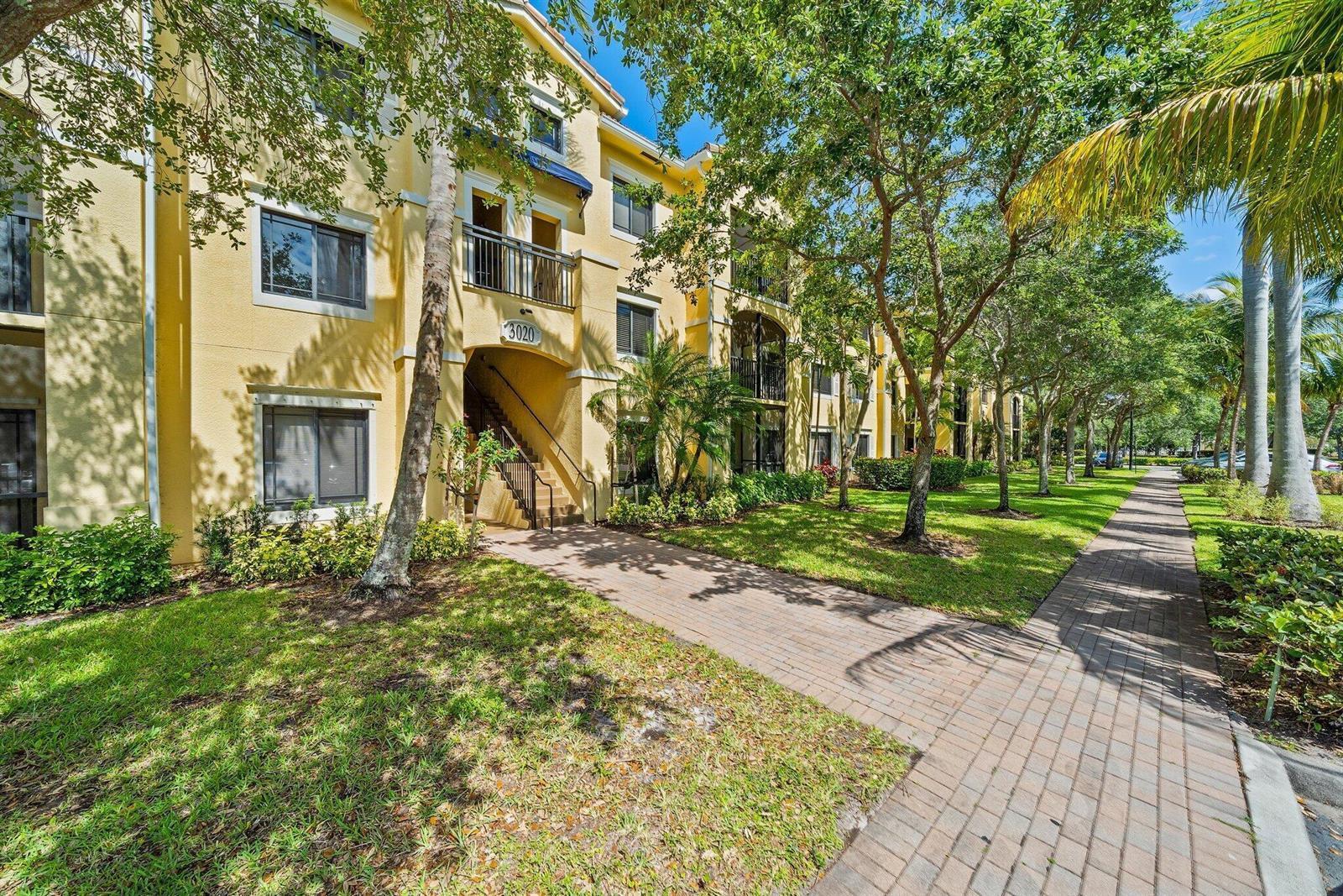 3020 Alcazar Place # 202, Palm Beach Gardens FL 33410 photo 4