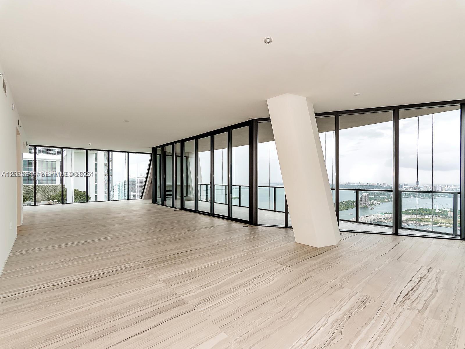 1000 Biscayne Blvd # 4802, Miami FL 33132 photo 4