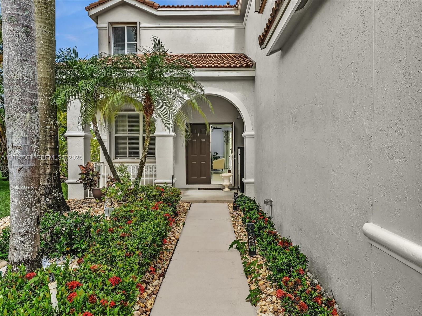 1581 Winterberry Ln, Weston FL 33327 photo 3