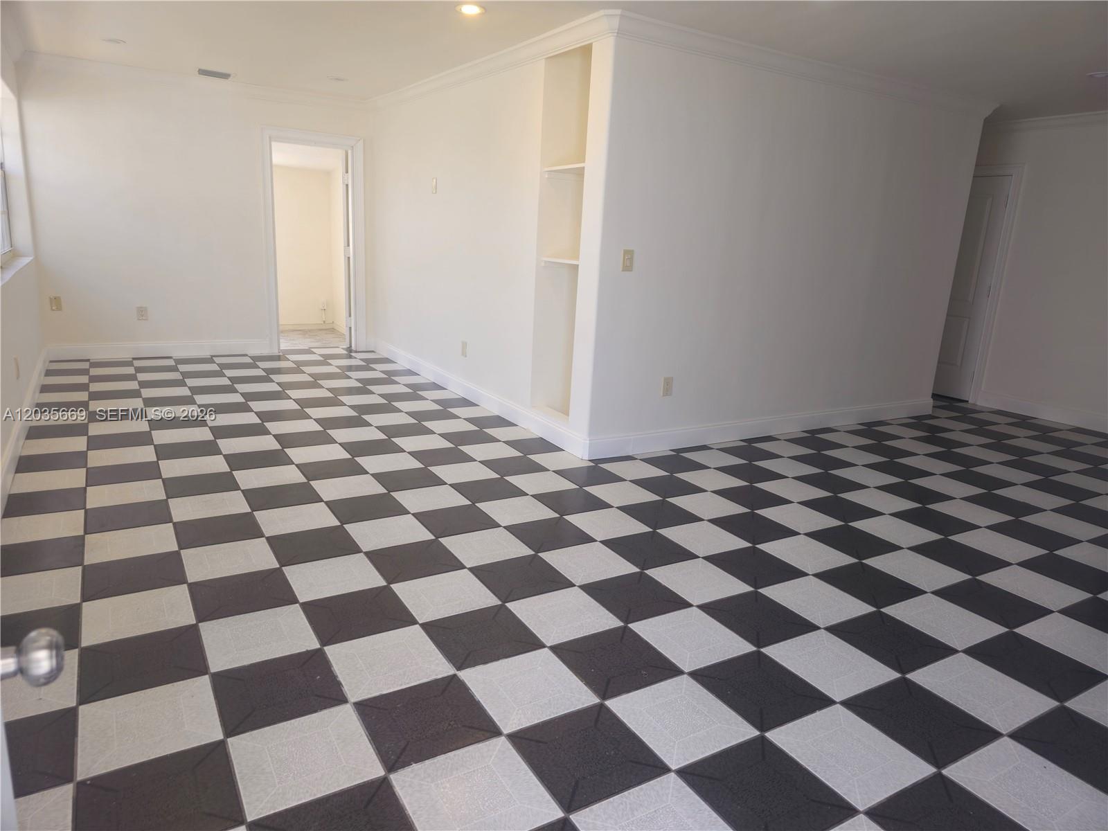 2521 NW 13th Ave # 2521, Miami FL 33142 photo 2