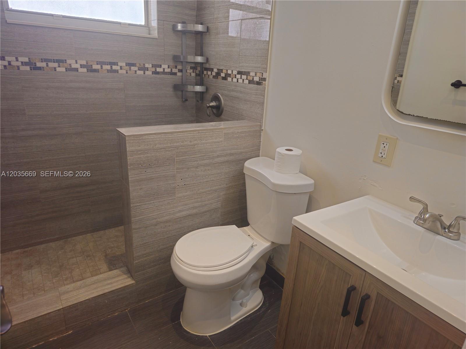 2521 NW 13th Ave # 2521, Miami FL 33142 photo 4