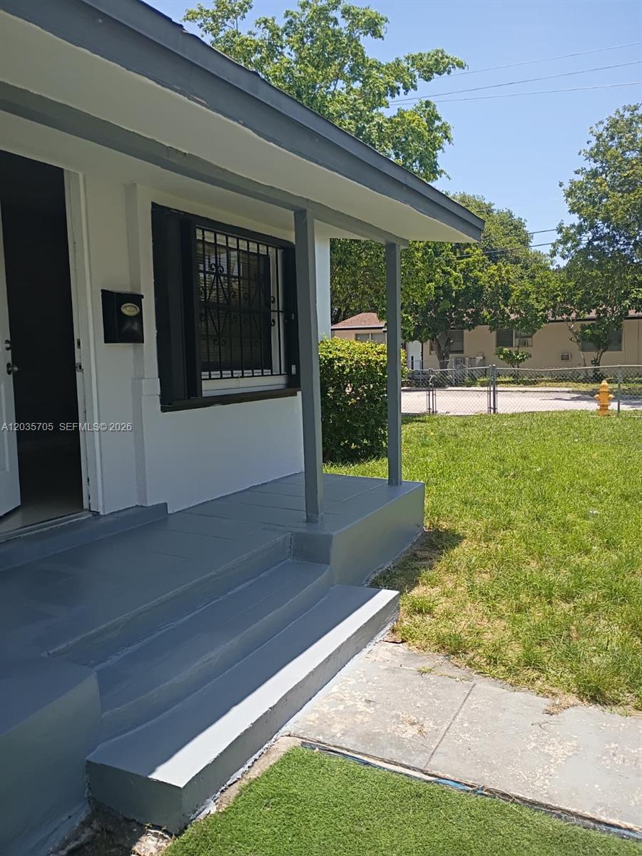 1101 NW 55th Ter, Miami FL 33127 photo 4