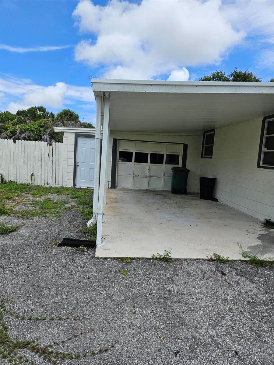 2304 S 41st Street, Fort Pierce FL 34950 photo 3