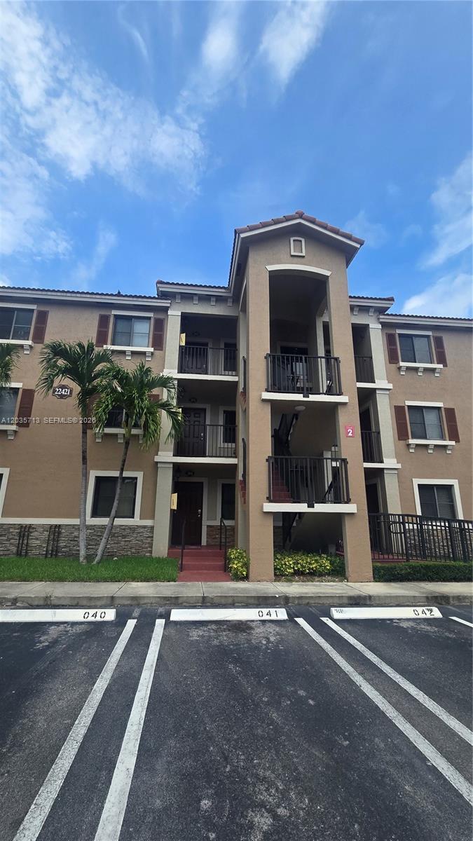 22421 SW 88th Pl # 2, Cutler Bay FL 33190 photo 2