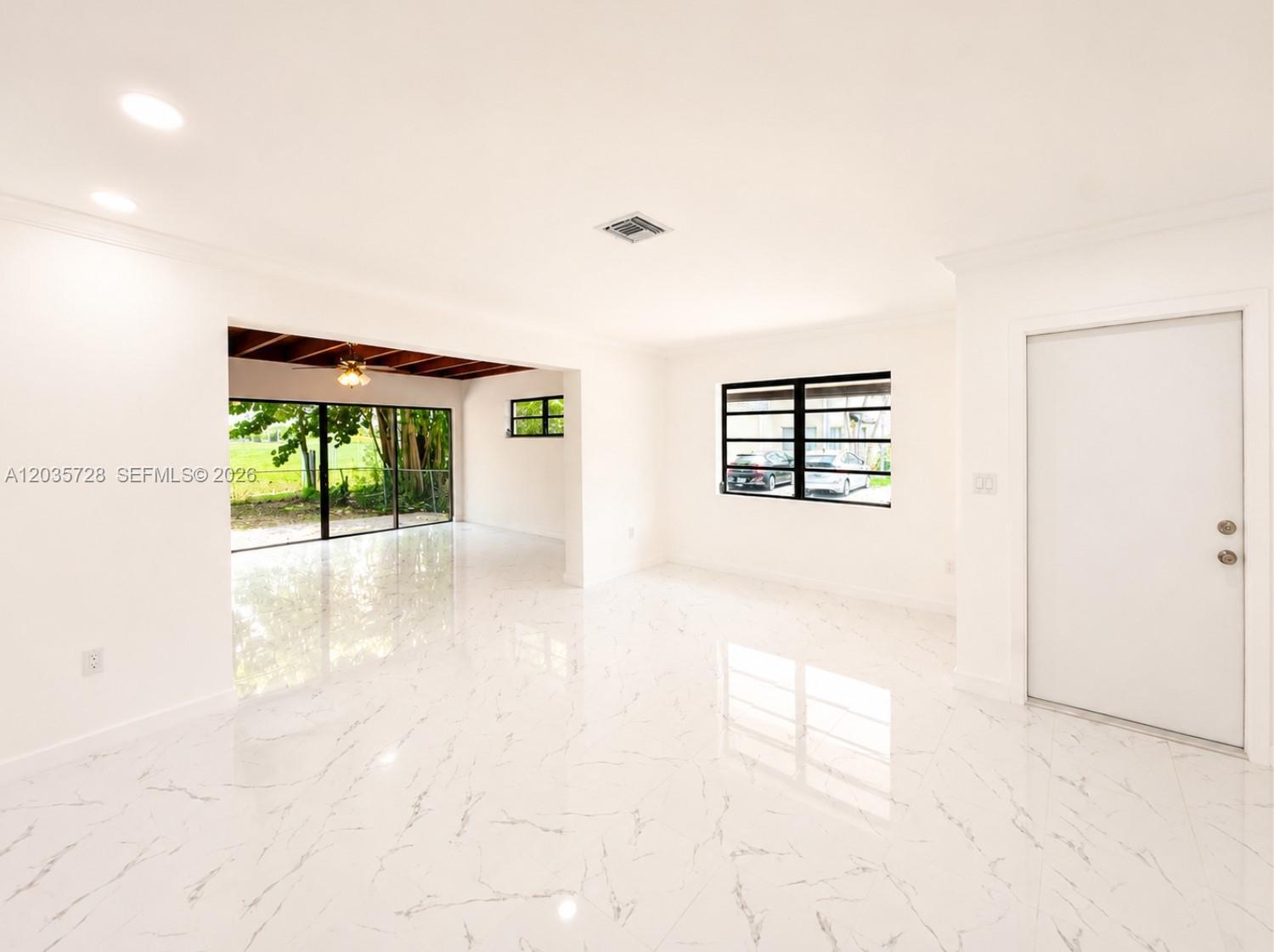 401 S Shore Dr, Miami Beach FL 33141 photo 3